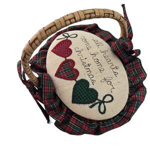 VTG Christmas Handwoven Hand Embroidered Wicker Basket Lidded Hearts*Read